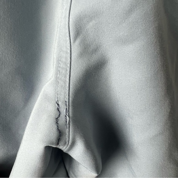 Figs Men’s Medium Short Sky Blue Axim Scrub Pants - Picture 4 of 4